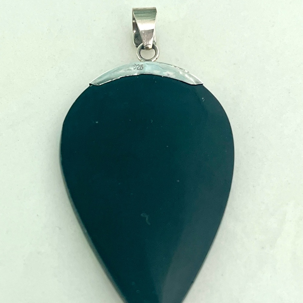 Abalone Shell Silver Pendant - Picture 4 of 6